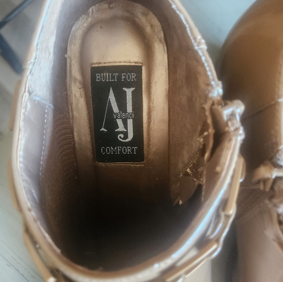 Aj Valencia booties - Picture 4 of 9